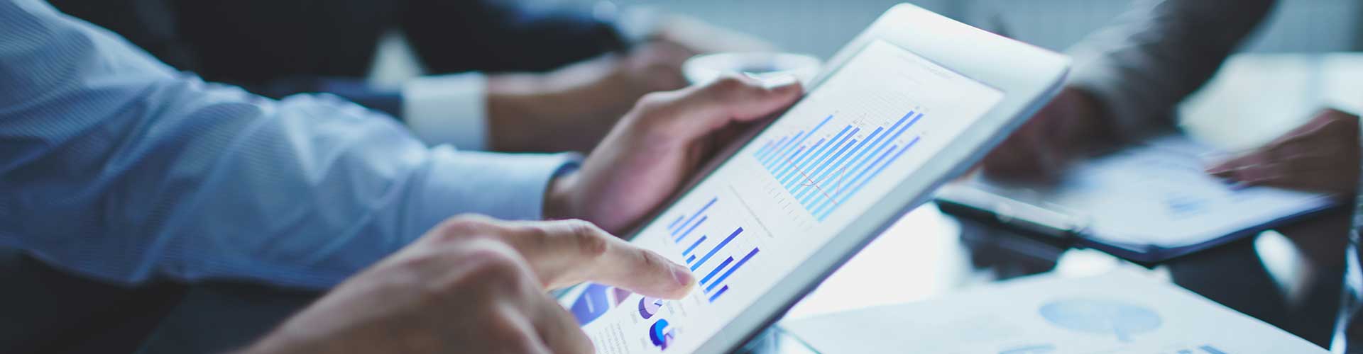 GUI vs. WUI interfaces GUI vs. WUI interfaces