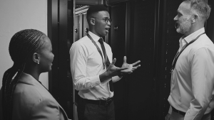 43% Put Sensitive Work Data into AI — Highlights from the Oh, Behave! Report 